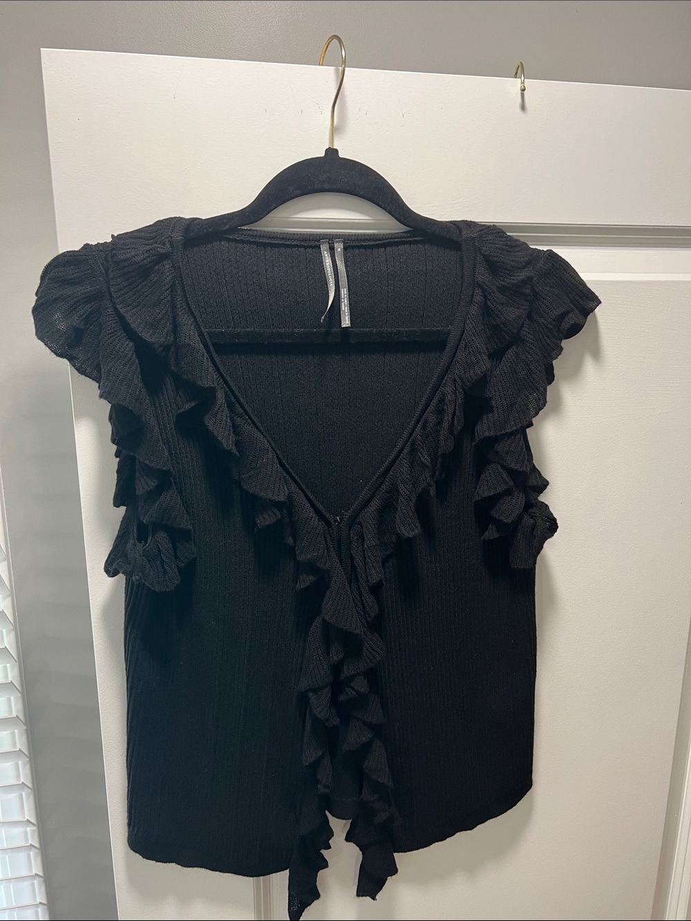 ANTHROPOLOGIE V-NECK RUFFLE SWEATER - Picture 3 of 3